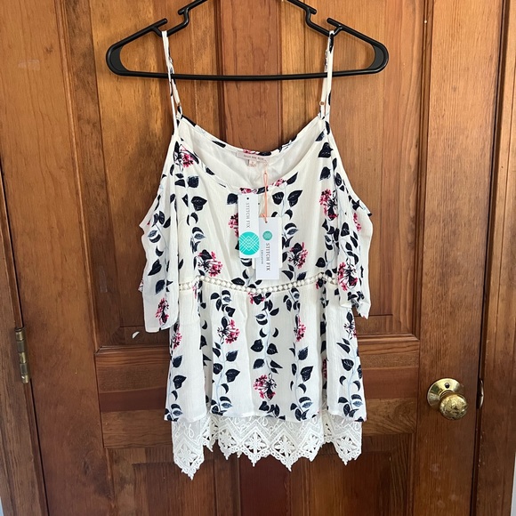 Skies Are Blue Tops - NWT Skies Are Blue Cold Shoulder Floral Blouse